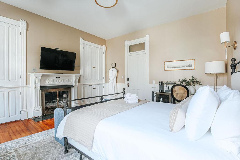 Afton Mountain Inn Bagian luar foto